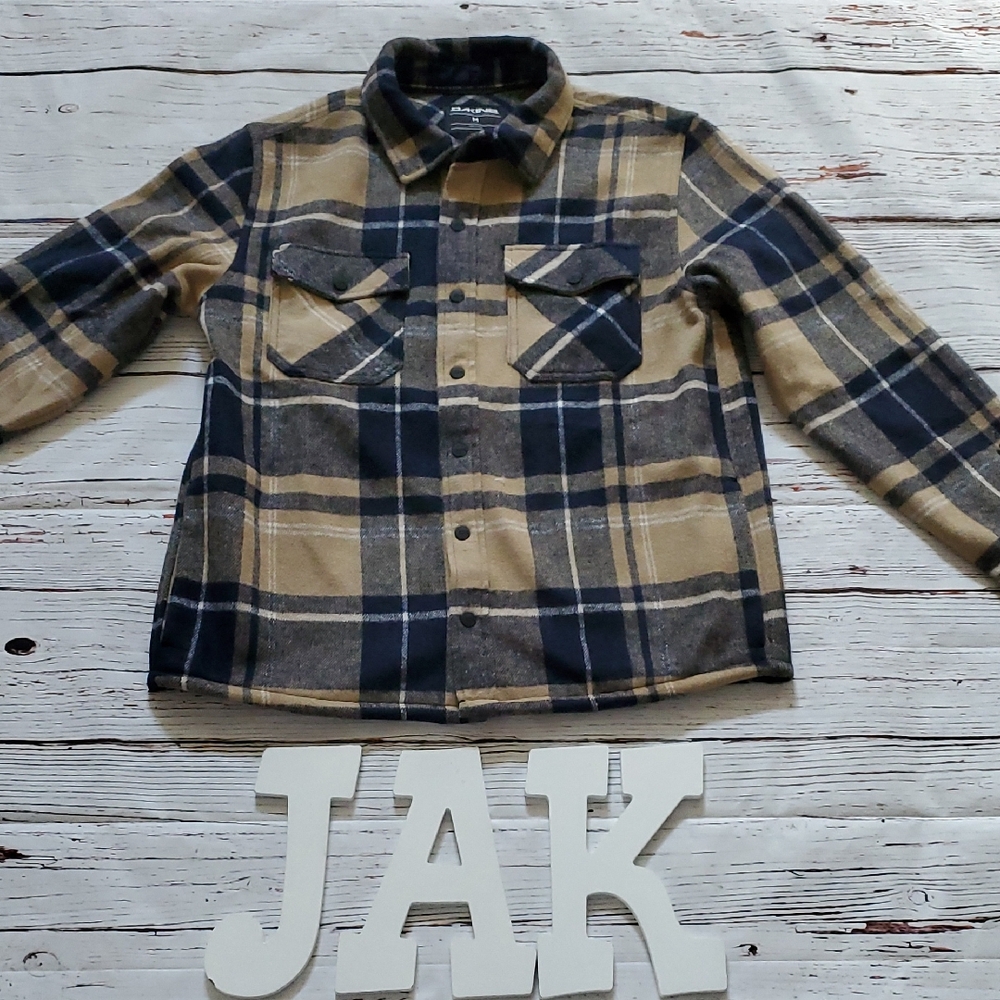 NWOT Dakine Blue and Tan Plaid Shirt